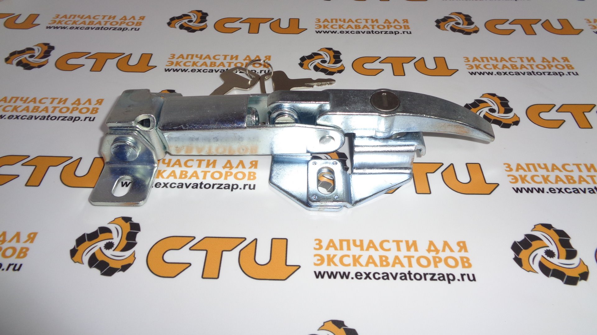 Кронштейн (петля) капота 71KA-56501 экскаватора HYUNDAI R140, R170, R180, R200, R210