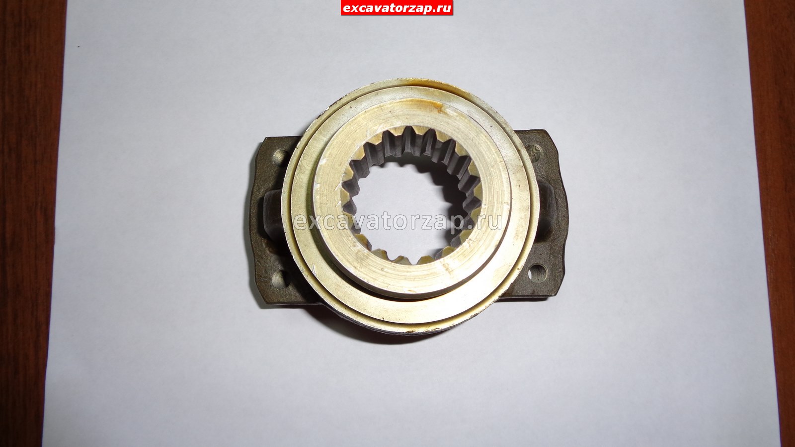 Фланец КПП Volvo BL61, BL71 VOE11713001